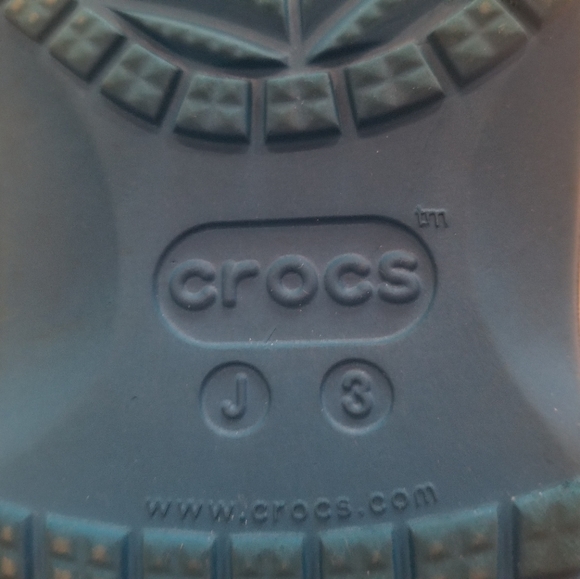 Crocs - Picture 2 of 3